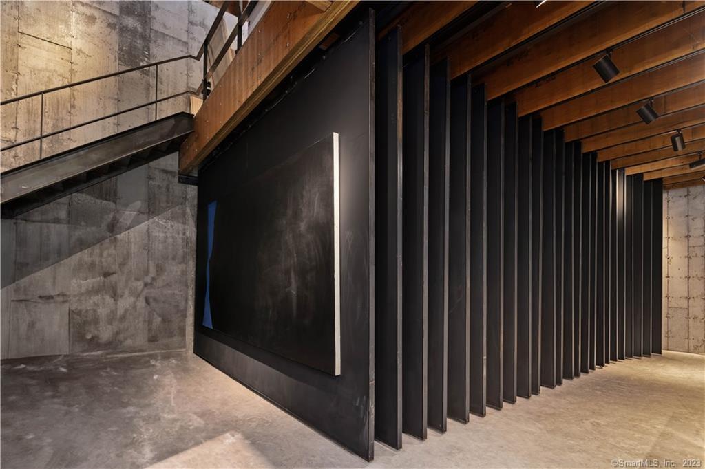 4 Good Hill Road Weston CT 06883