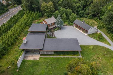 4 Good Hill Road Weston CT 06883