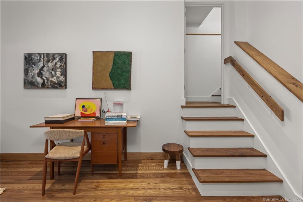 4 Good Hill Road Weston CT 06883