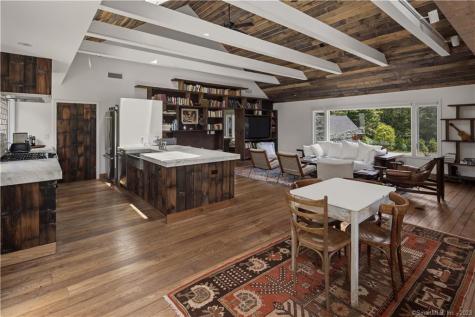 4 Good Hill Road Weston CT 06883