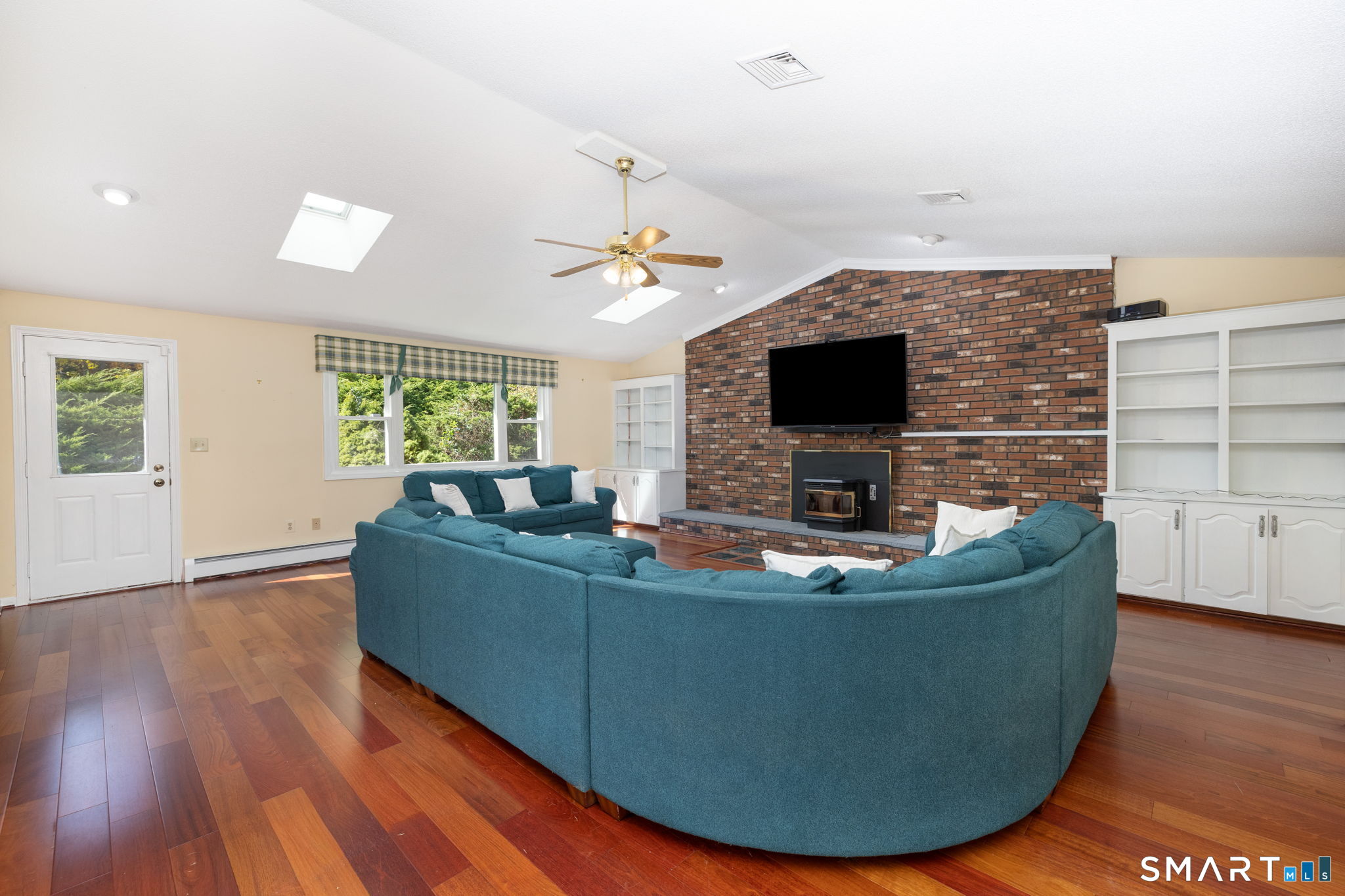 29 Valley View Drive Newington CT 06111