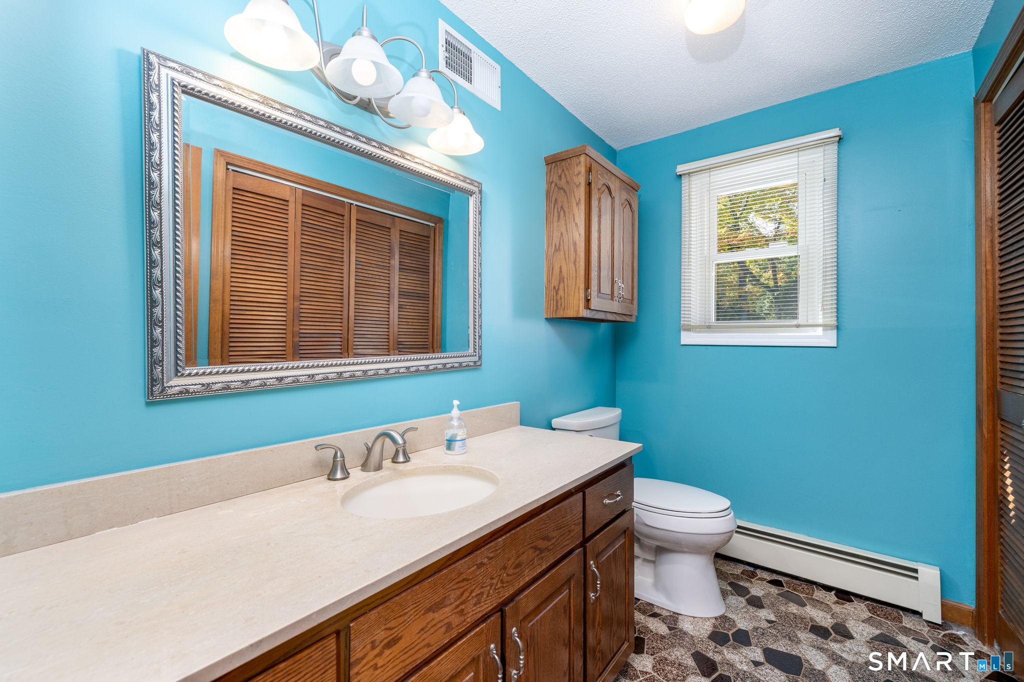 29 Valley View Drive Newington CT 06111