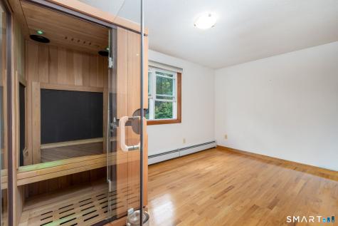 29 Valley View Drive Newington CT 06111