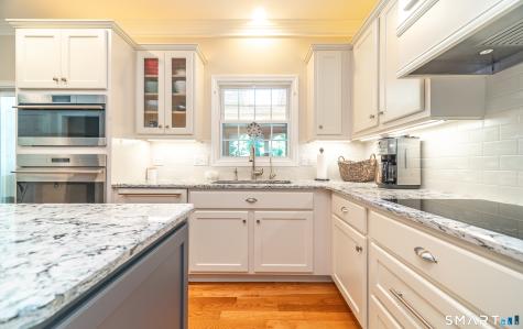 Fairlawn Drive Wallingford CT 06492