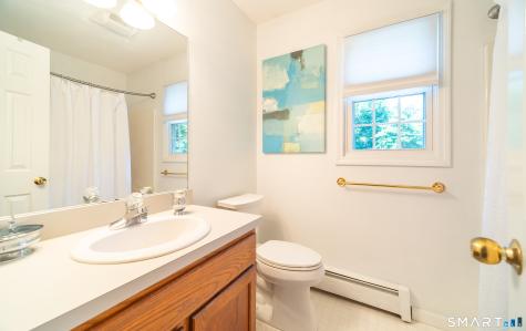Fairlawn Drive Wallingford CT 06492