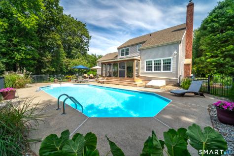 Fairlawn Drive Wallingford CT 06492