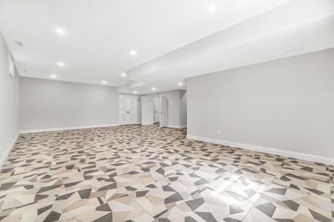 153 Pease Avenue Fairfield CT 06890