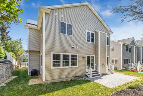 153 Pease Avenue Fairfield CT 06890