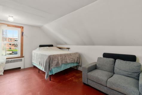 15 Maynard Street Putnam CT 06260