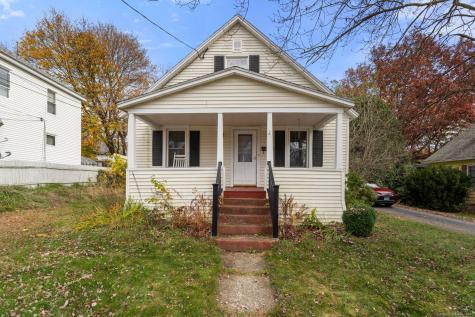 15 Maynard Street Putnam CT 06260