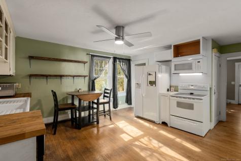 15 Maynard Street Putnam CT 06260