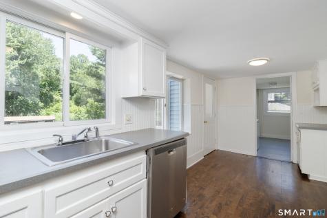 512 Leetes Island Road Branford CT 06405