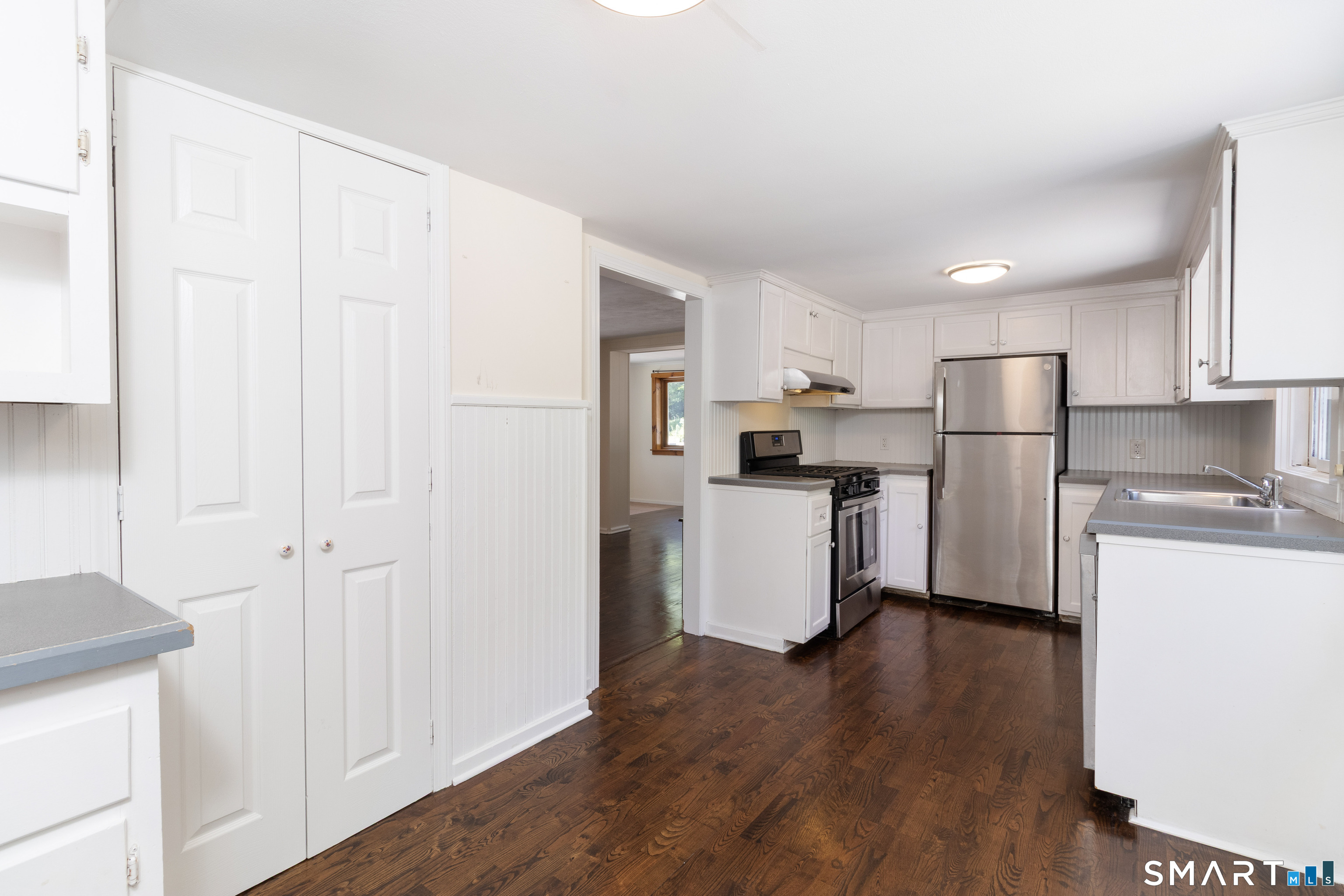 512 Leetes Island Road Branford CT 06405