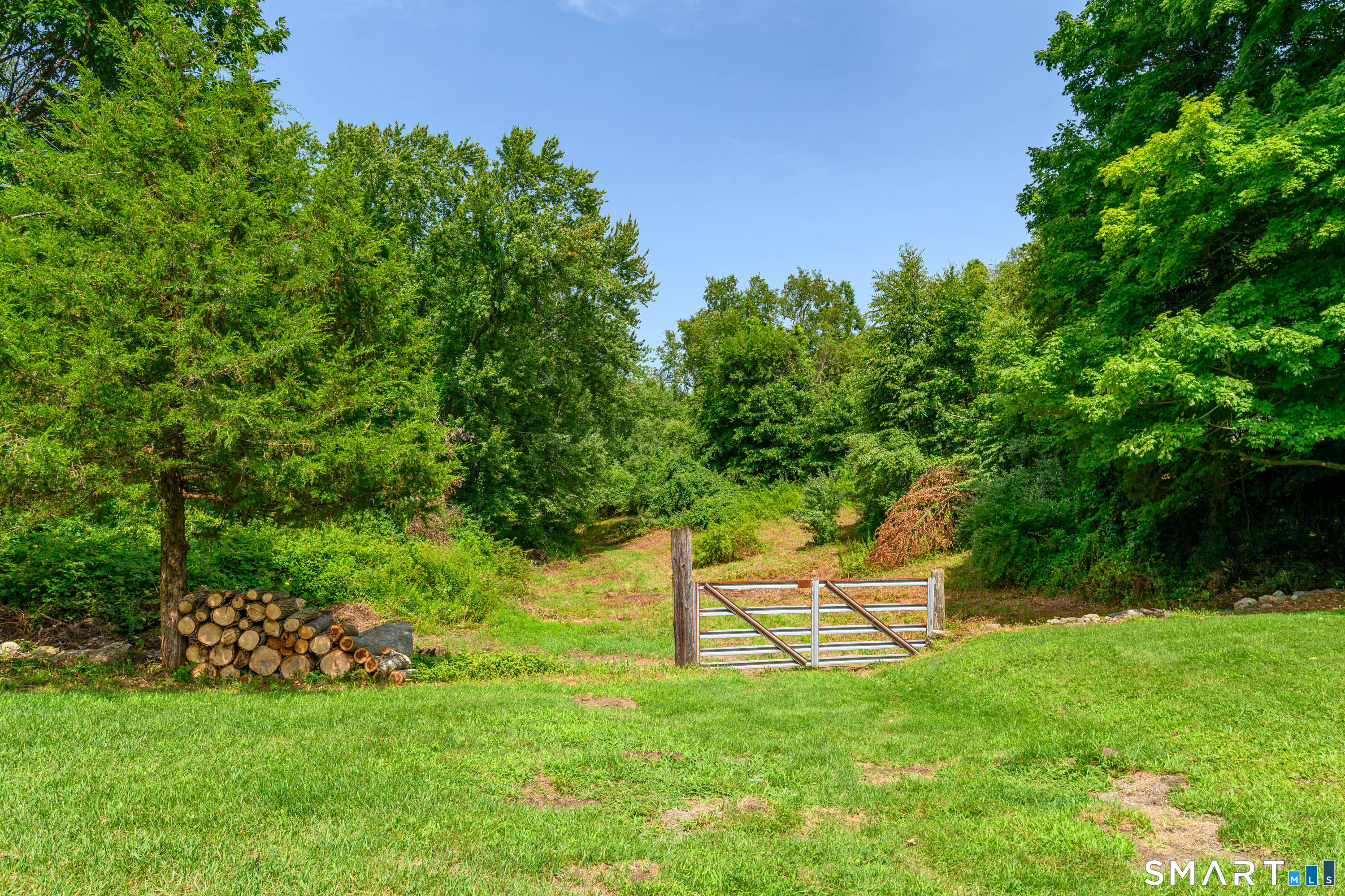 29 Saw Mill Road New Fairfield CT 06812