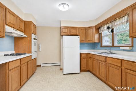 29 Saw Mill Road New Fairfield CT 06812