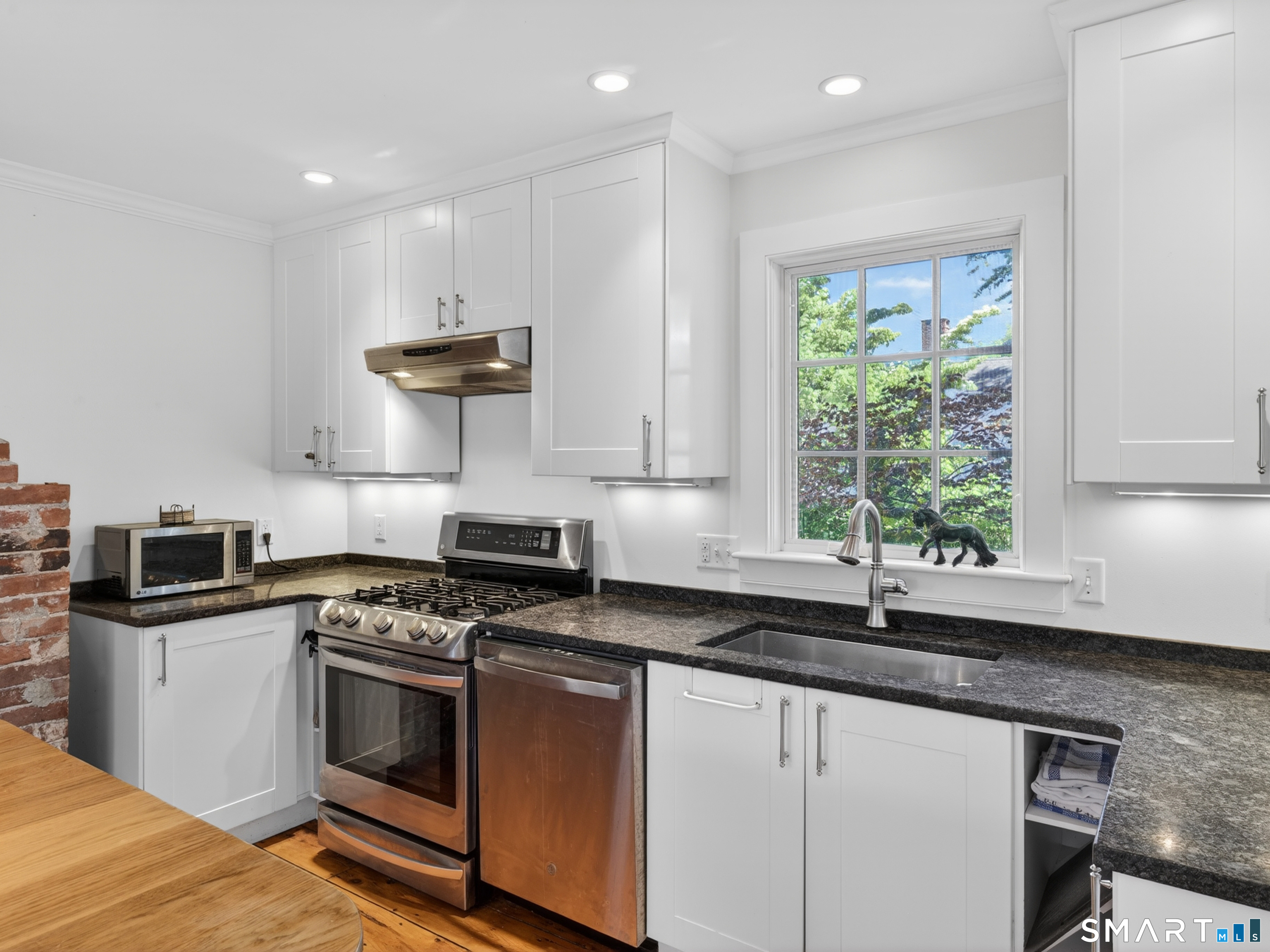 36 Pearl Street Groton CT 06355