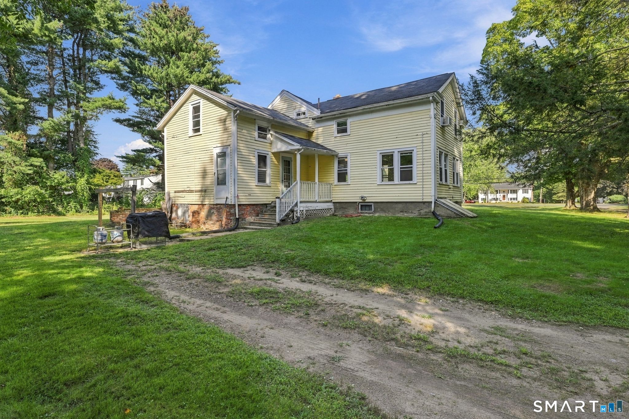 217 North Maple Street Enfield CT 06082