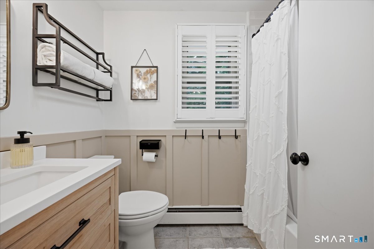 61 Hilltop Road Groton CT 06355