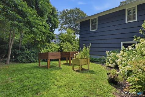 61 Hilltop Road Groton CT 06355