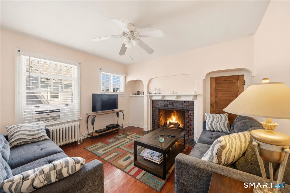 839 Laurel Avenue Bridgeport CT 06604