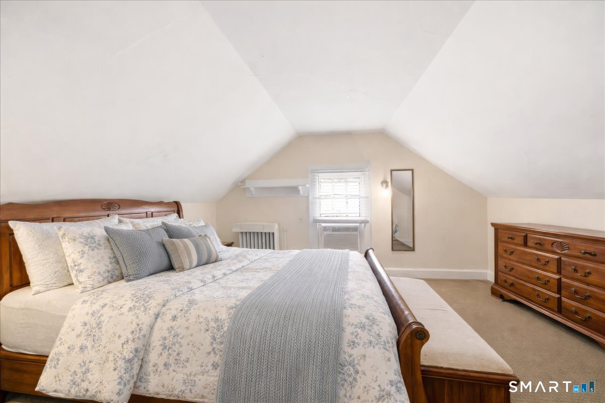 839 Laurel Avenue Bridgeport CT 06604