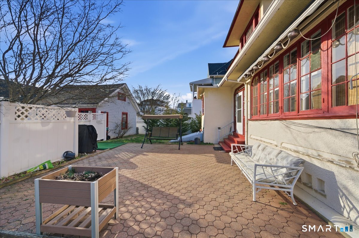 839 Laurel Avenue Bridgeport CT 06604