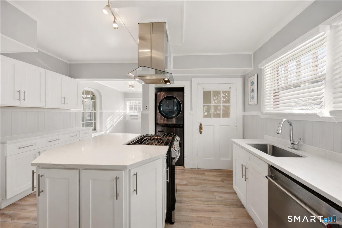 839 Laurel Avenue Bridgeport CT 06604