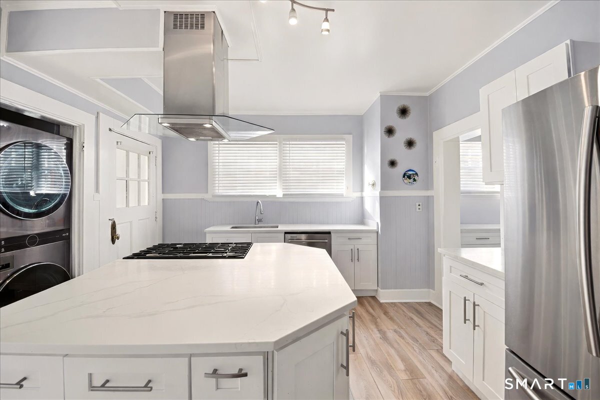 839 Laurel Avenue Bridgeport CT 06604