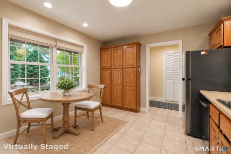 2 Hawthorne Lane East Lyme CT 06357