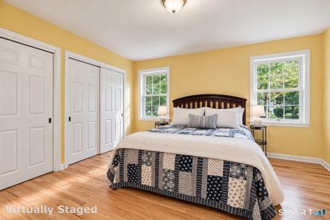 2 Hawthorne Lane East Lyme CT 06357