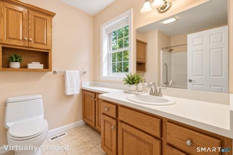 2 Hawthorne Lane East Lyme CT 06357