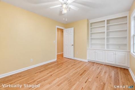 2 Hawthorne Lane East Lyme CT 06357