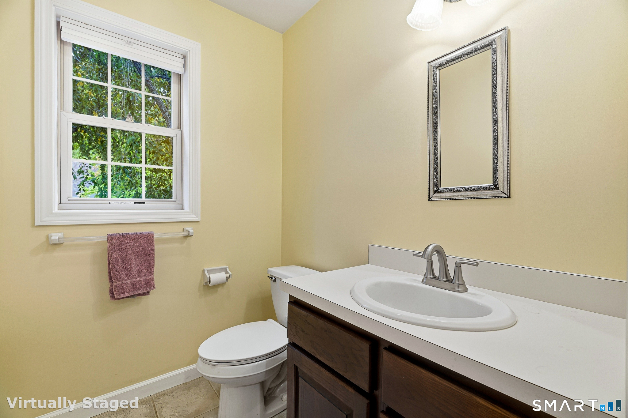 2 Hawthorne Lane East Lyme CT 06357
