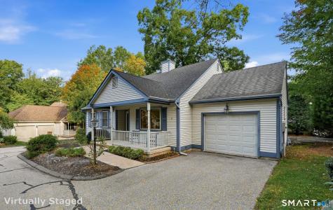 2 Hawthorne Lane East Lyme CT 06357