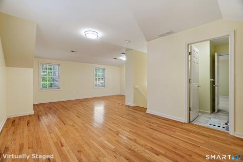 2 Hawthorne Lane East Lyme CT 06357