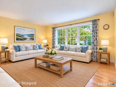 2 Hawthorne Lane East Lyme CT 06357