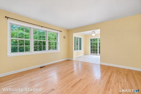 2 Hawthorne Lane East Lyme CT 06357