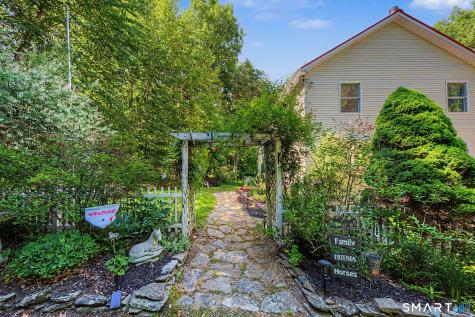 199 Petticoat Lane East Haddam CT 06423