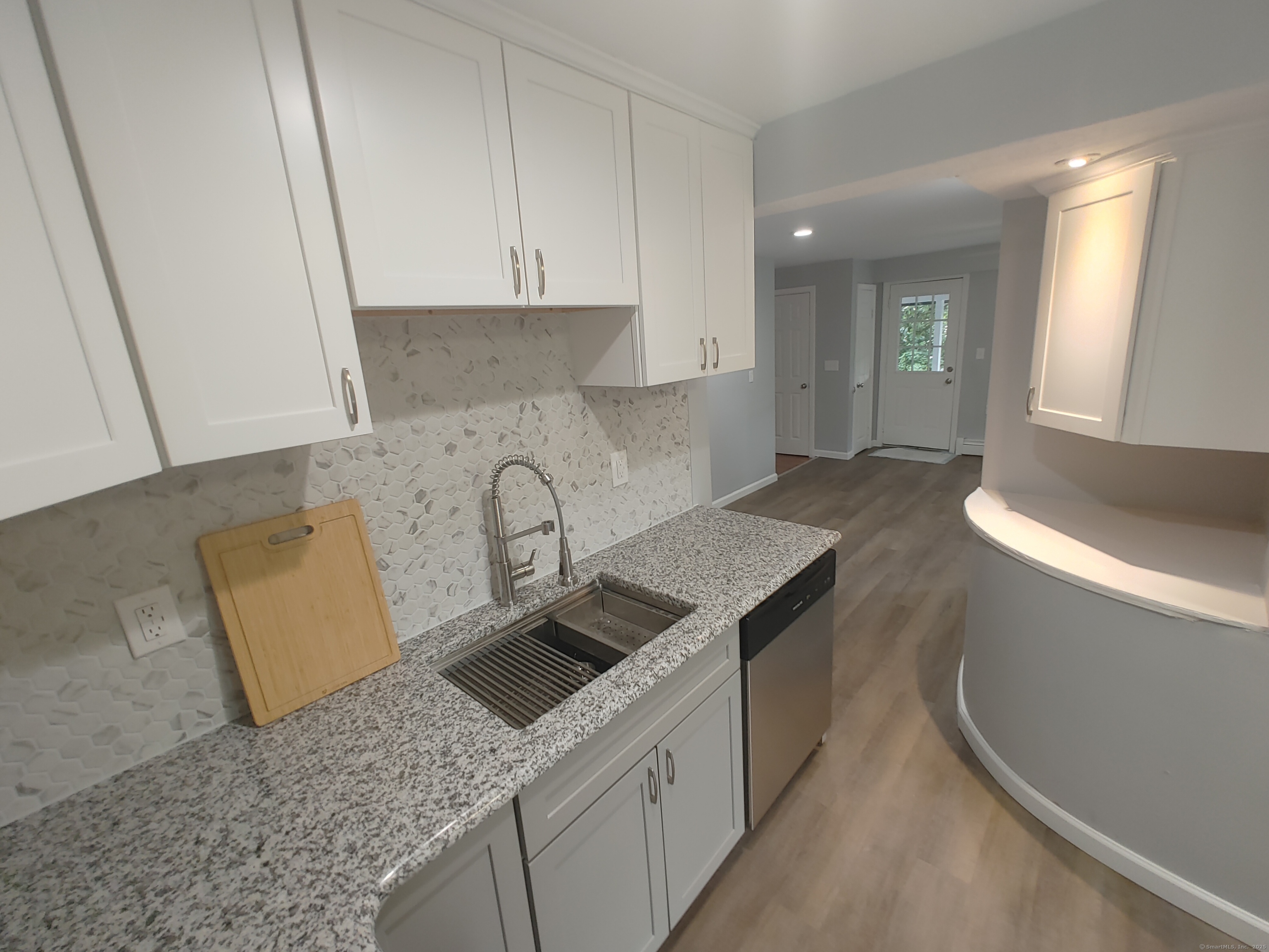 15 Stock Place Street Manchester CT 06042