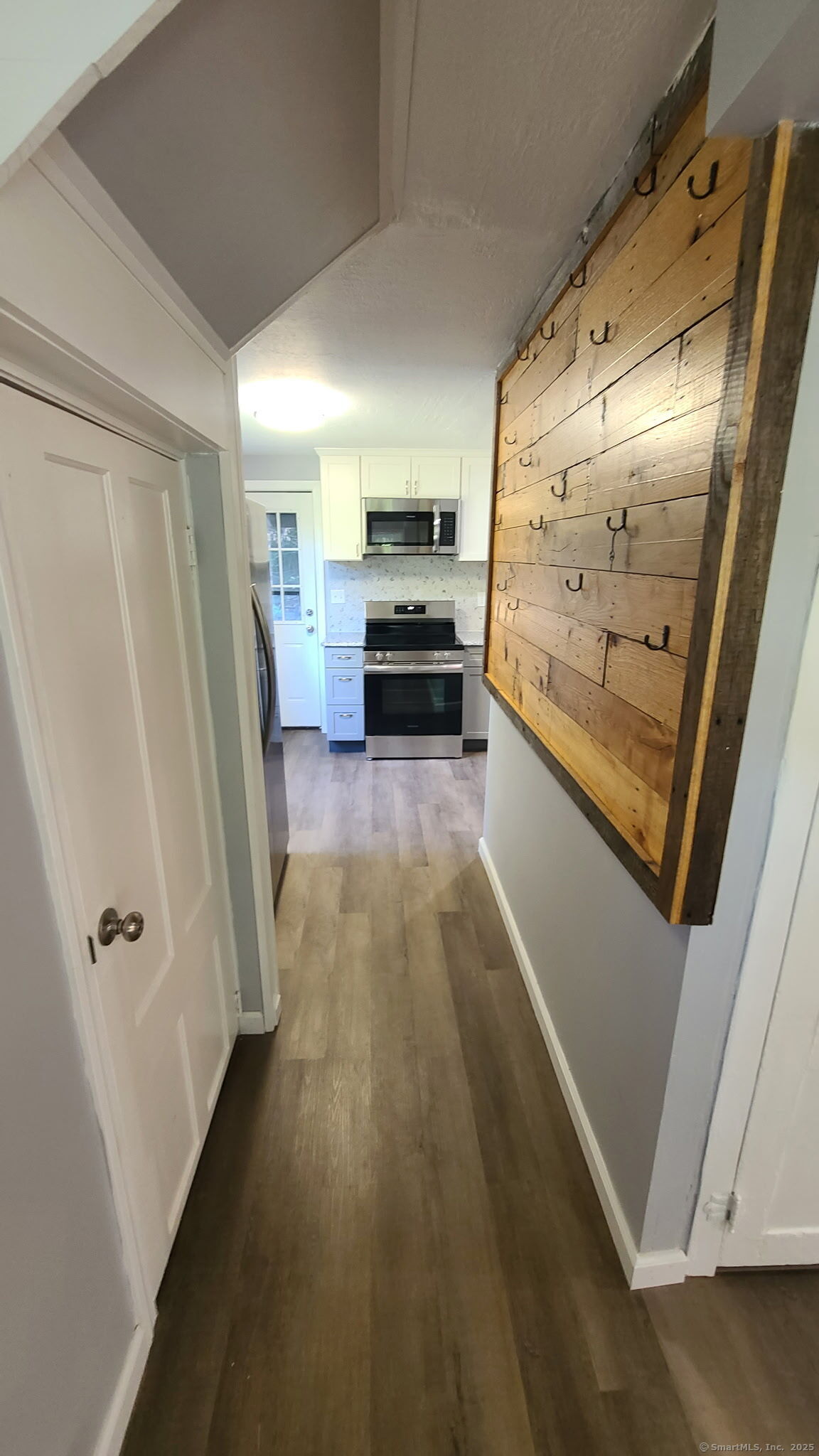 15 Stock Place Street Manchester CT 06042