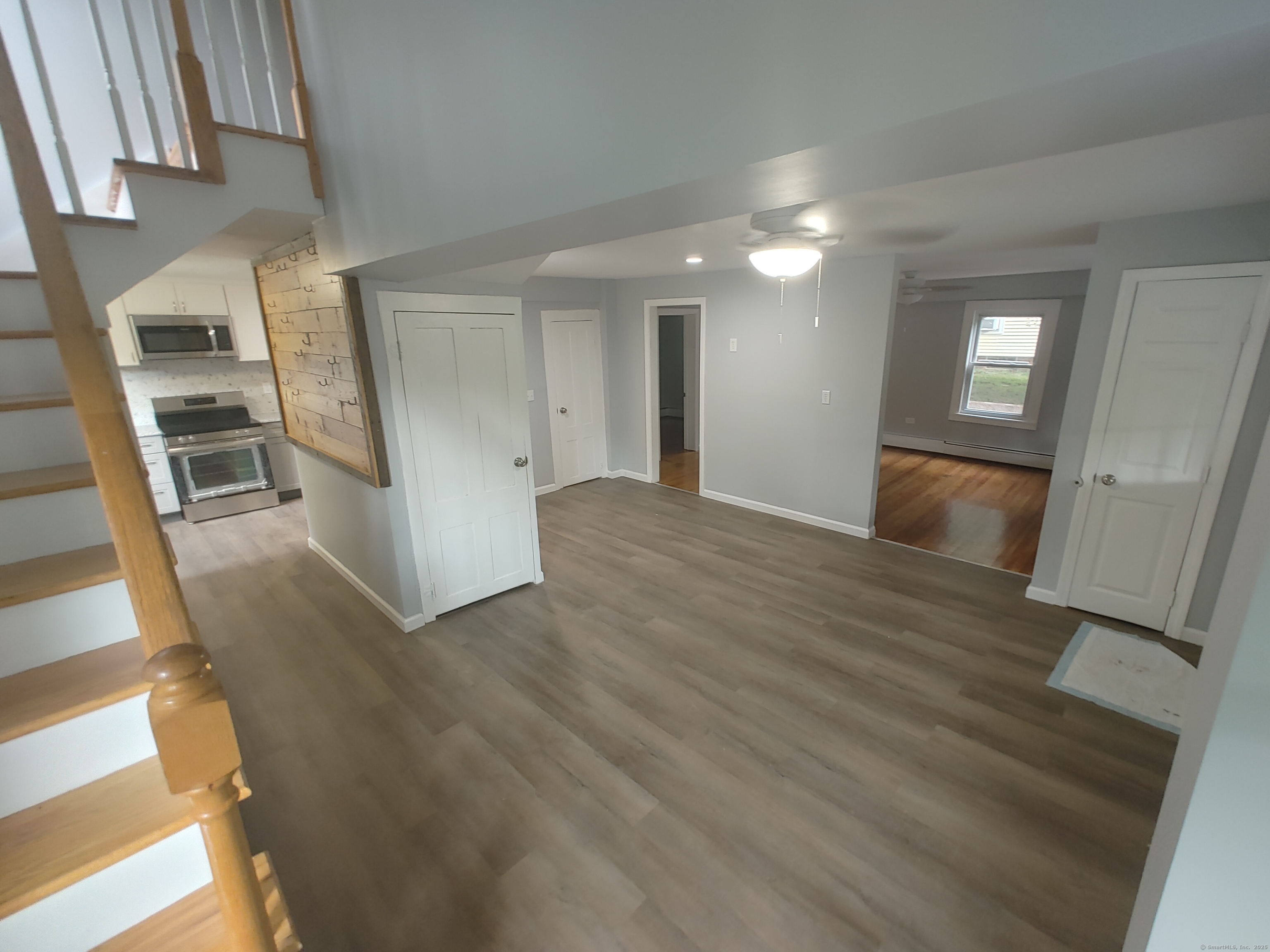 15 Stock Place Street Manchester CT 06042