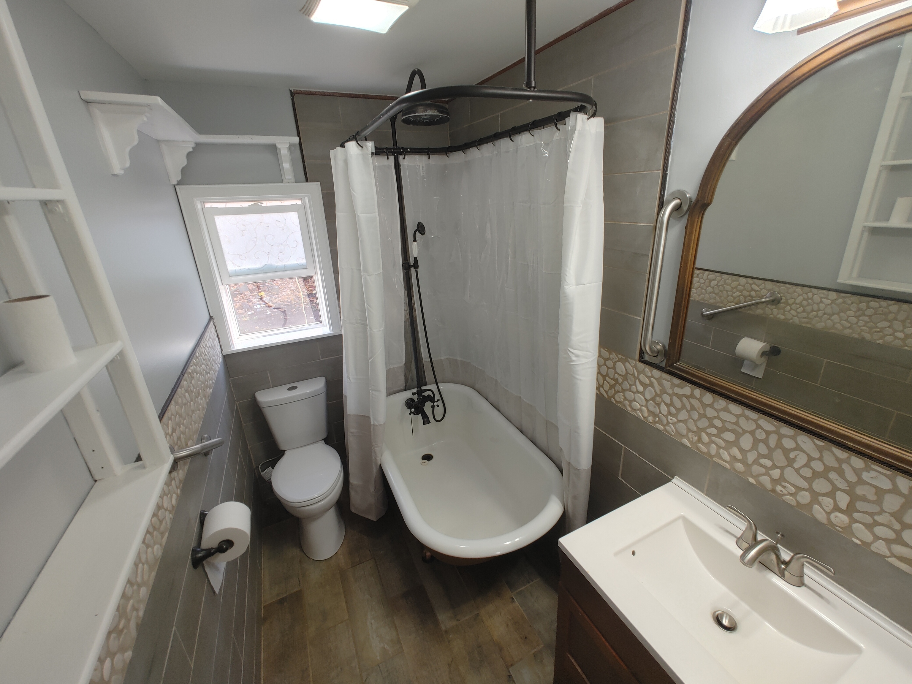 15 Stock Place Street Manchester CT 06042