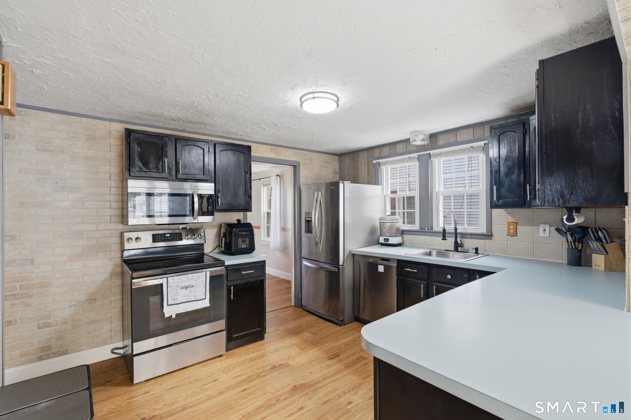 103 Maple Street East Hartford CT 06118