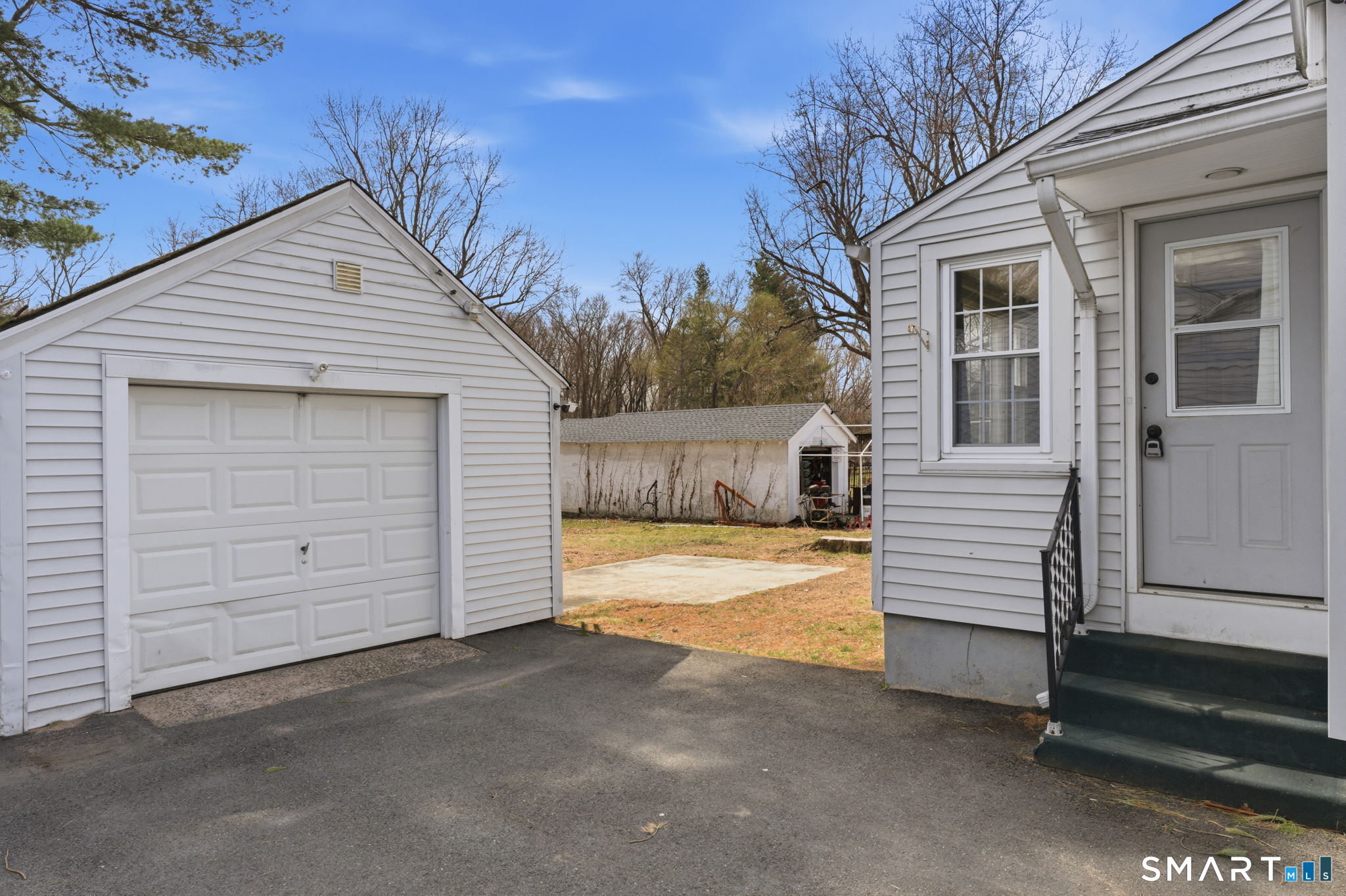 103 Maple Street East Hartford CT 06118