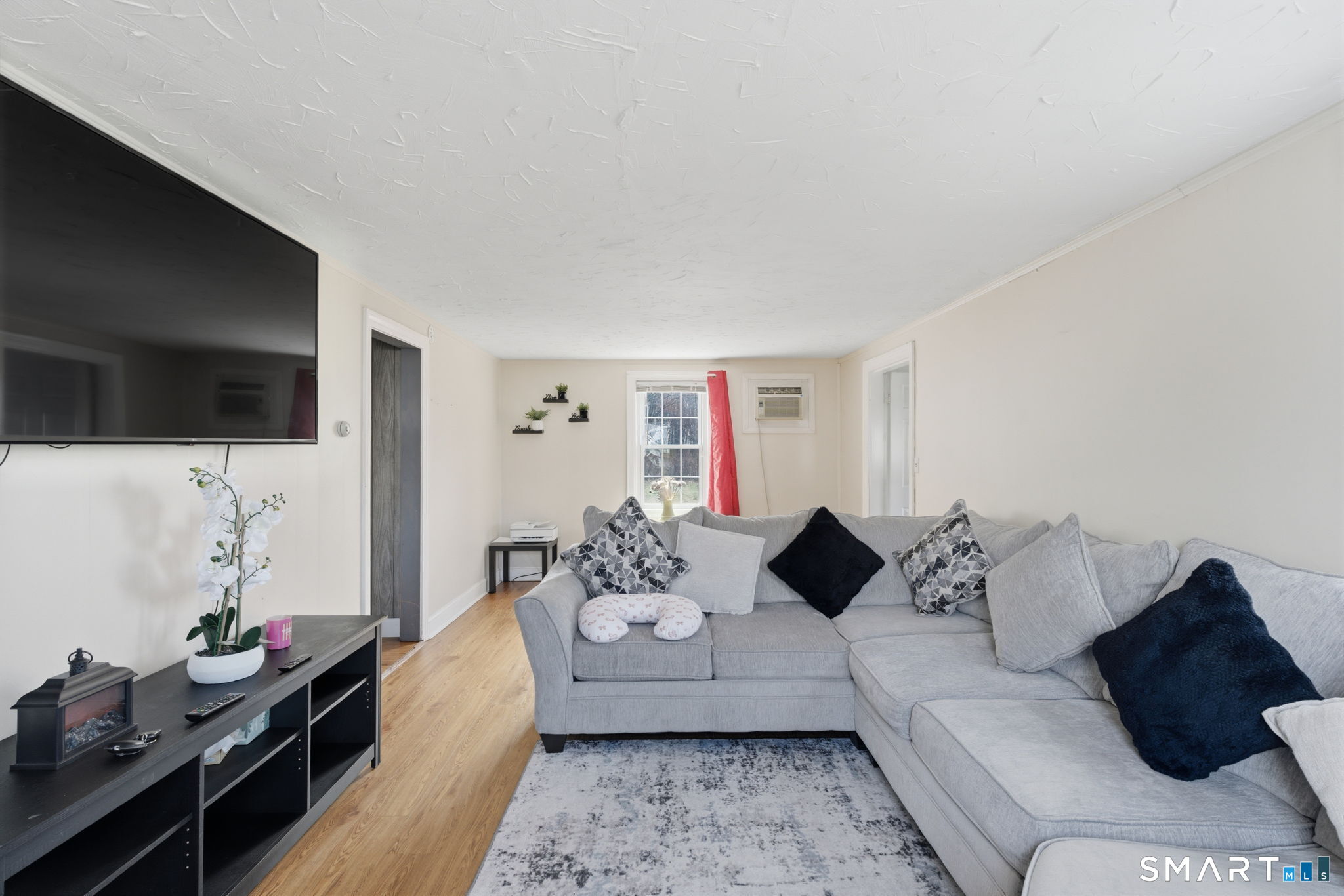 103 Maple Street East Hartford CT 06118