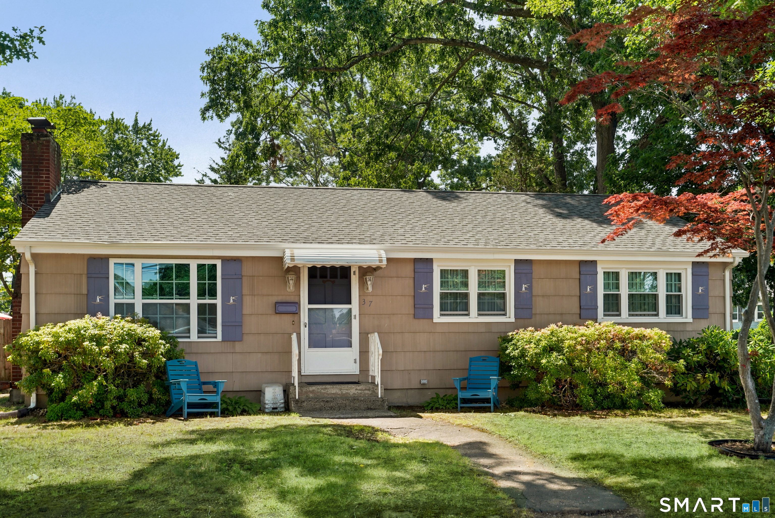 37 Roosevelt Avenue West Haven CT 06516