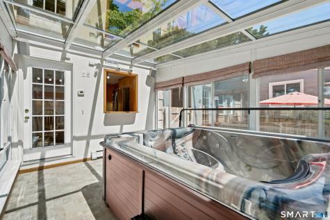 37 Roosevelt Avenue West Haven CT 06516