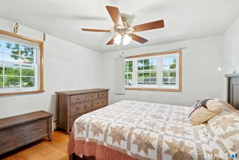 37 Roosevelt Avenue West Haven CT 06516