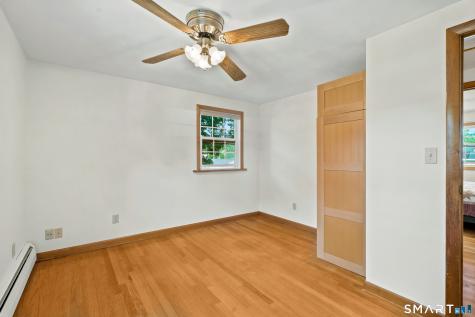 37 Roosevelt Avenue West Haven CT 06516