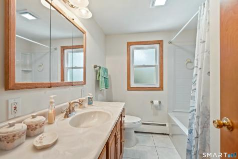 37 Roosevelt Avenue West Haven CT 06516